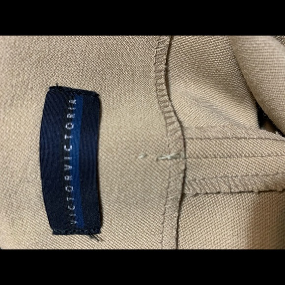 NWOT Women stretching pants by Victor Victoria. Size 40 (French) - Picture 11 of 11